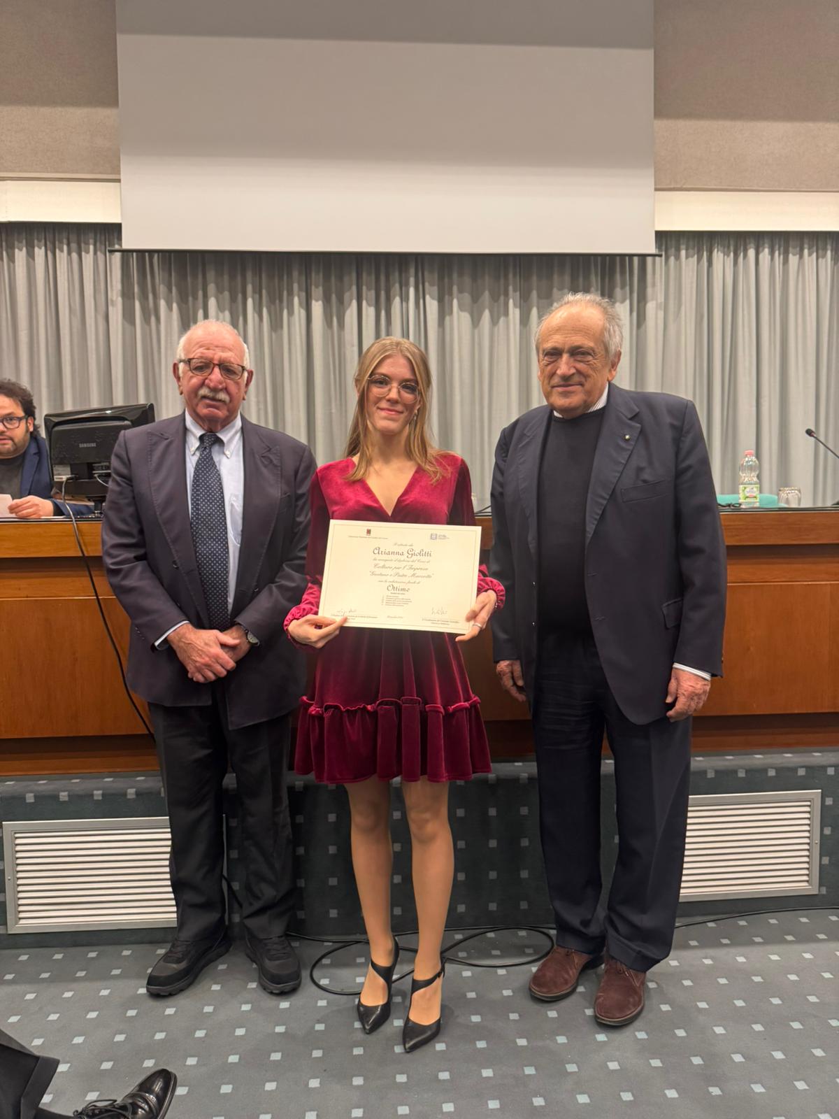 WhatsApp Image 2025-12-11 at 09.50.08 (1)